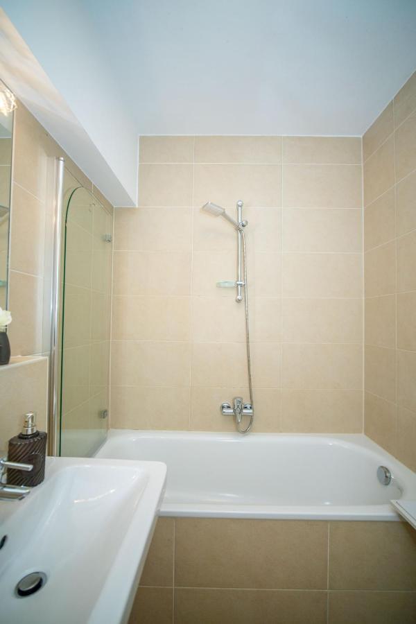 Room4Art Apartments Nr.6 In Center Air-Conditioned Viyana Dış mekan fotoğraf